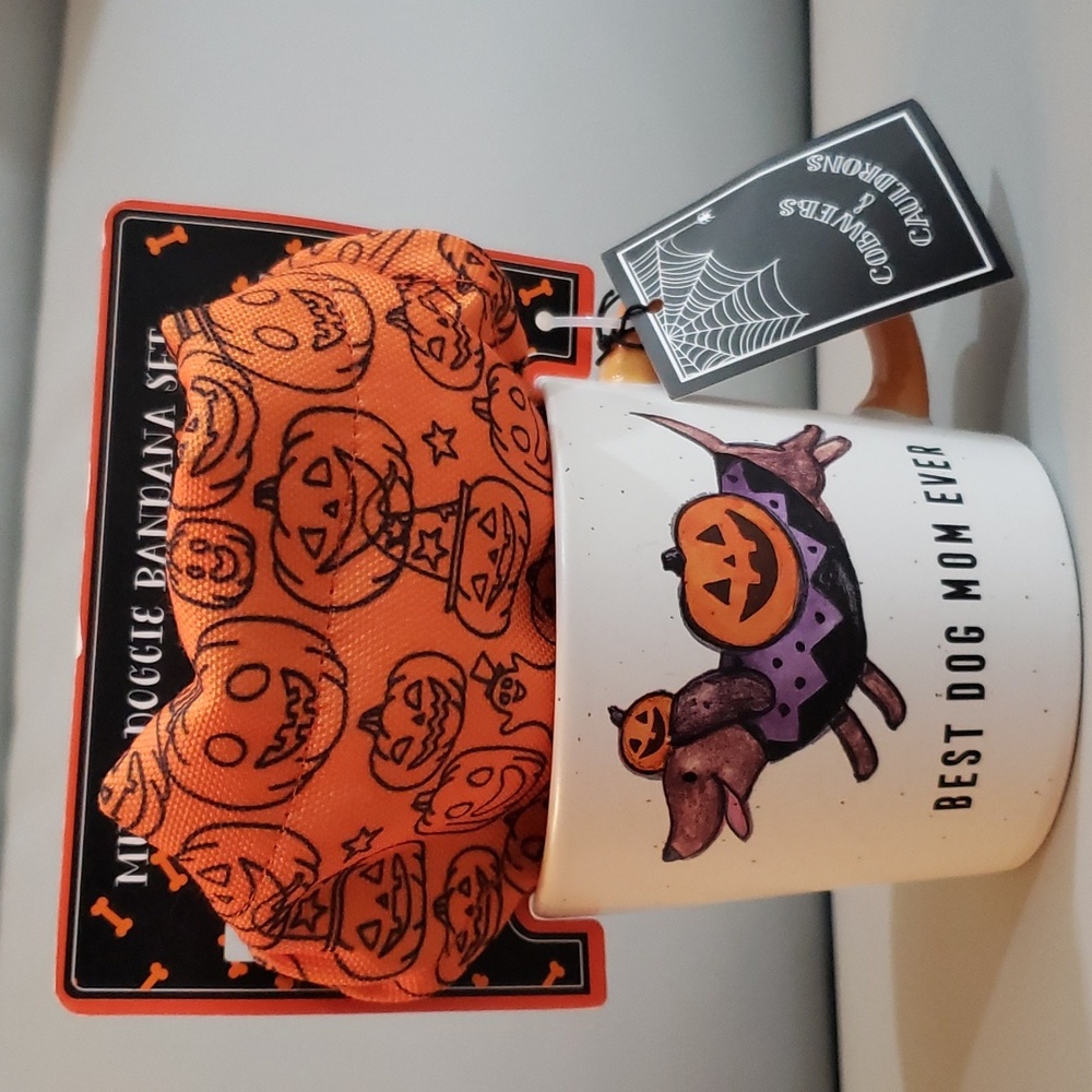 Best Dog Mom Ever Mug with pet Bandana NWT